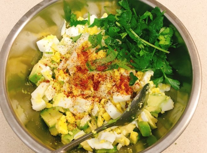 蛋沙拉變化食譜：酪梨版本的創新搭配技巧